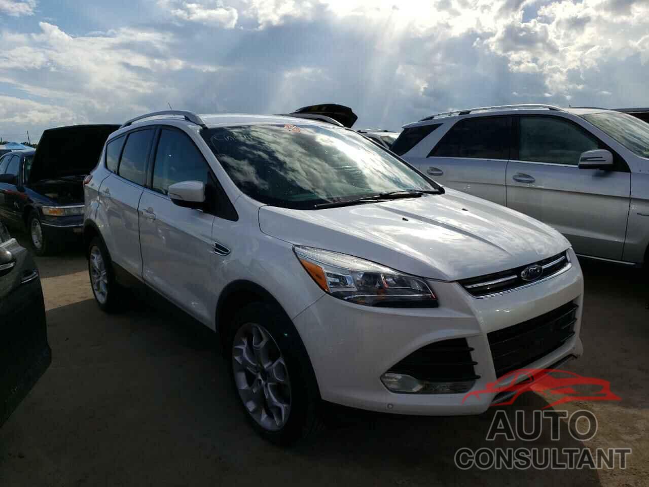FORD ESCAPE 2016 - 1FMCU0J9XGUC77669