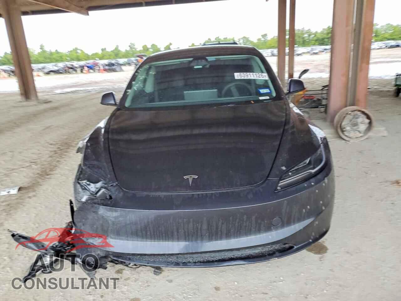 TESLA MODEL 3 2024 - 5YJ3E1EA4RF758895