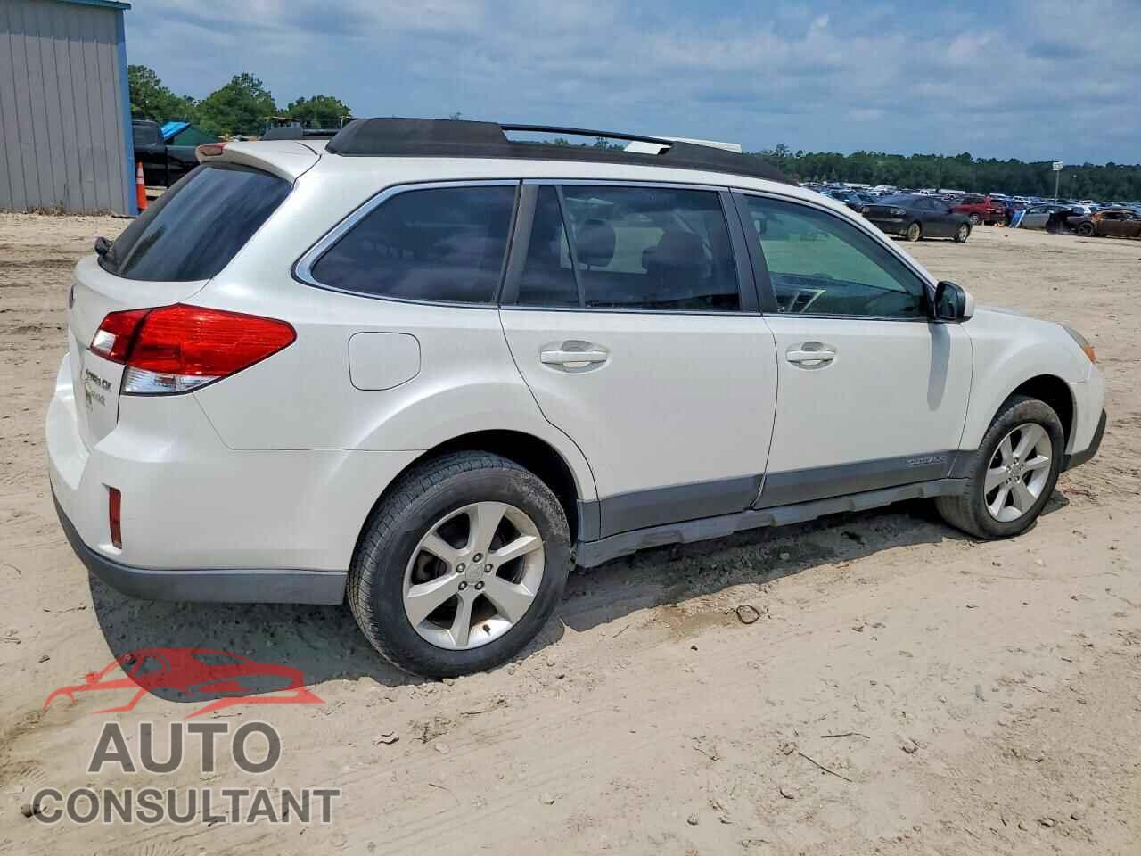 SUBARU OUTBACK 2013 - 4S4BRBGC7D3255870