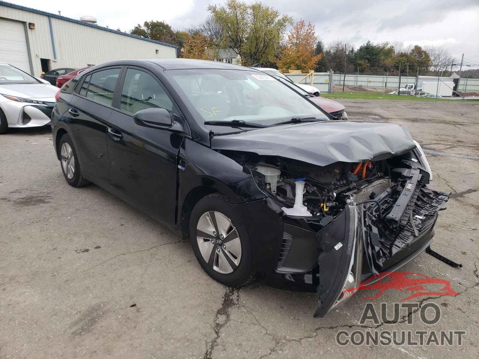 HYUNDAI IONIQ 2017 - KMHC65LC9HU057053