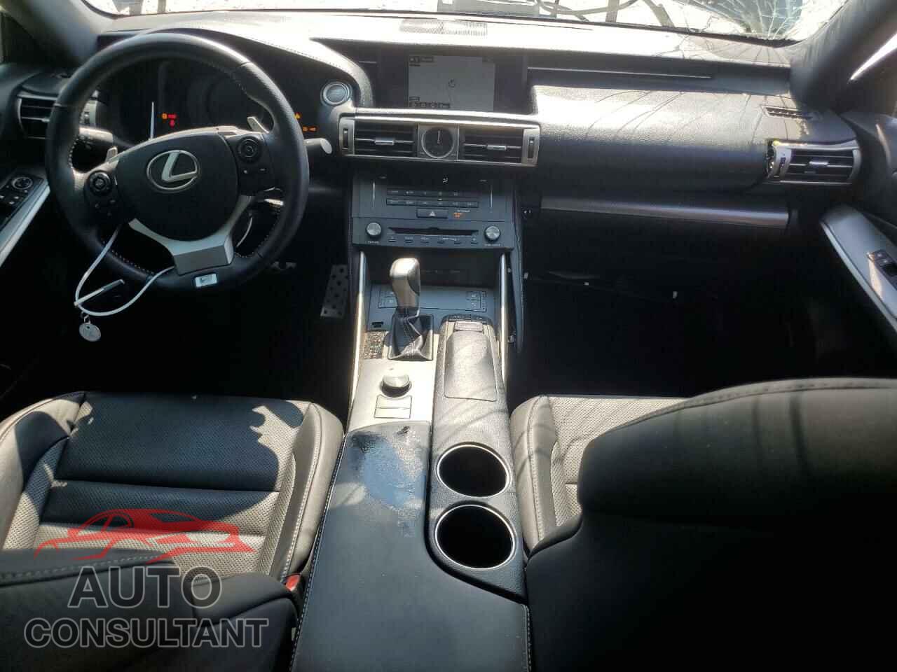 LEXUS IS 2015 - JTHBE1D24F5022718