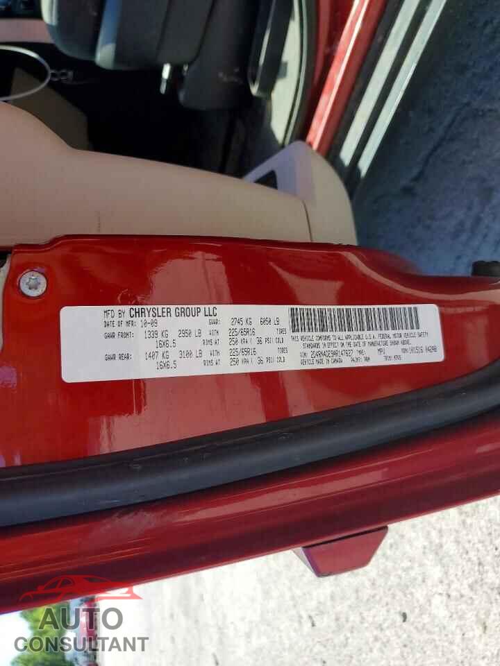 DODGE CARAVAN 2010 - 2D4RN4DE9AR147627