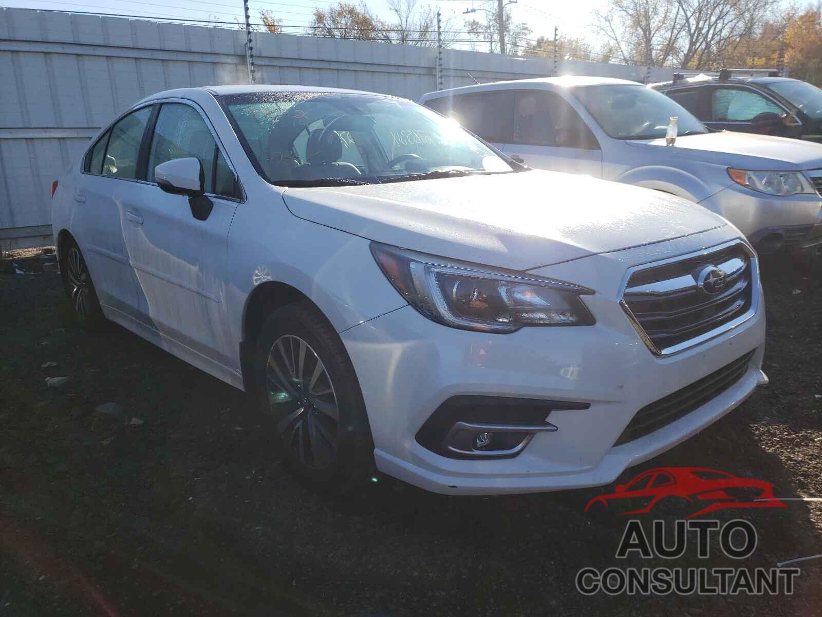 SUBARU LEGACY 2018 - 4S3BNAF64J3022899