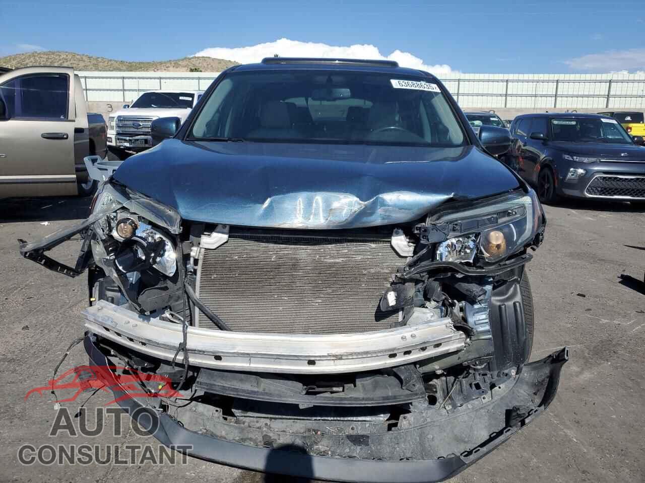 HONDA PILOT 2017 - 5FNYF5H73HB030235