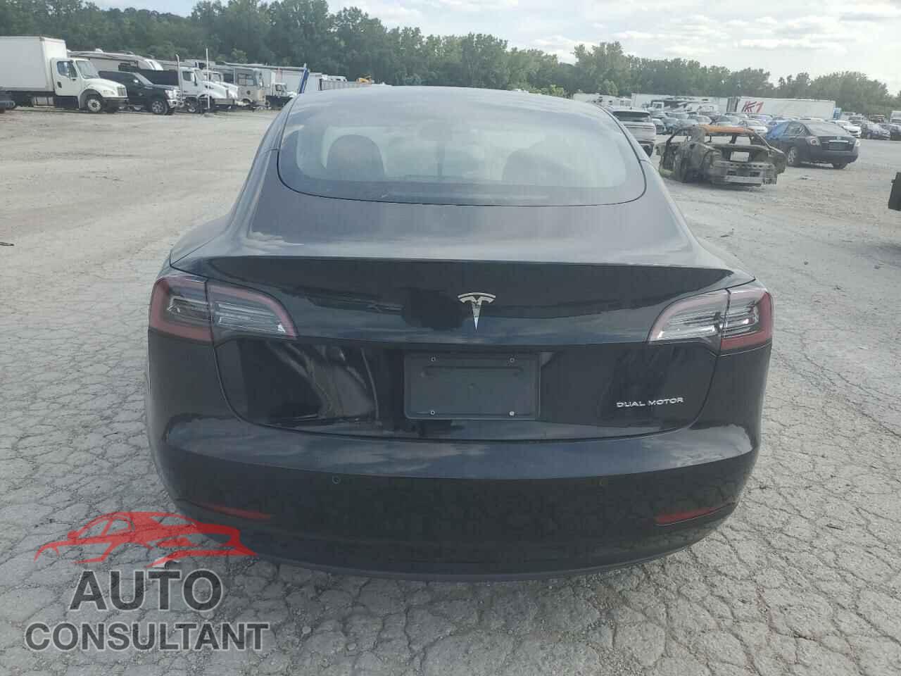 TESLA MODEL 3 2021 - 5YJ3E1EBXMF992590