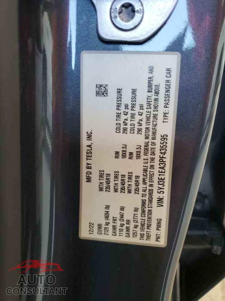 TESLA MODEL 3 2023 - 5YJ3E1EA3PF435595