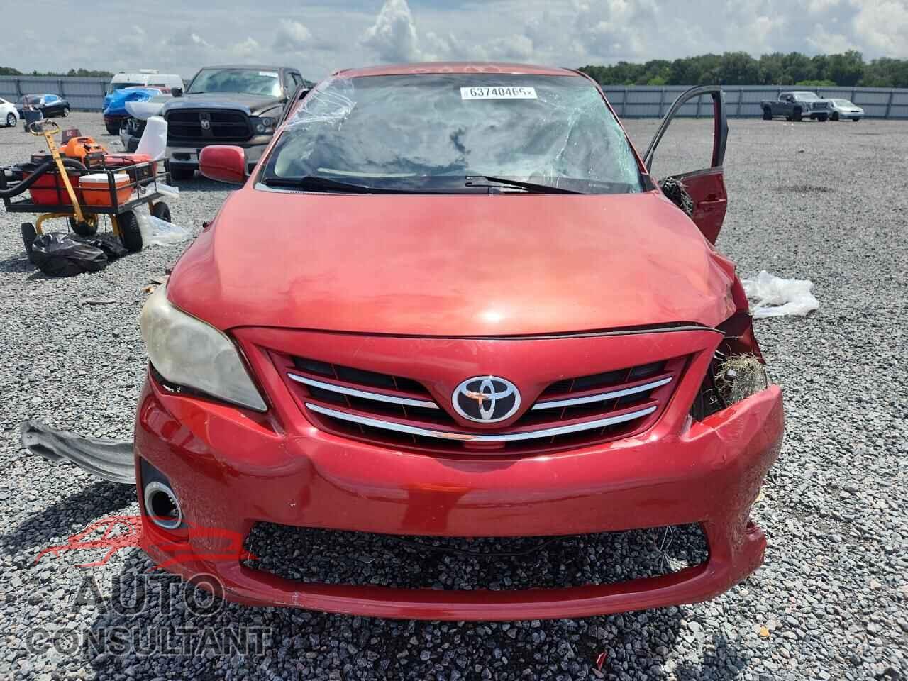 TOYOTA COROLLA 2013 - 2T1BU4EEXDC963248