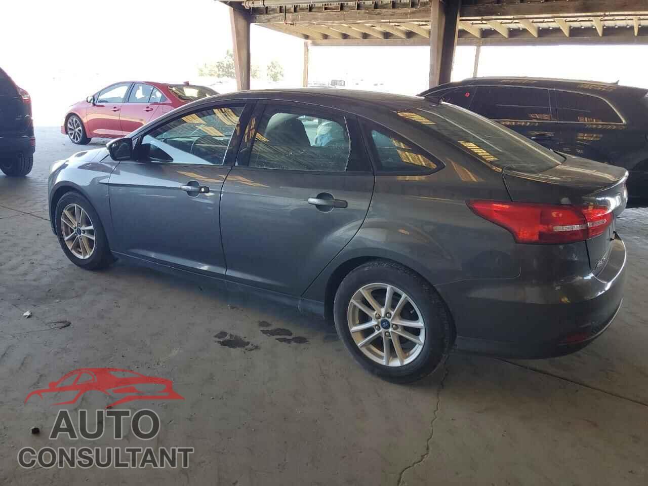 FORD FOCUS 2015 - 1FADP3F22FL288043