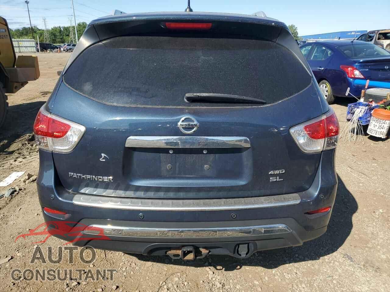 NISSAN PATHFINDER 2015 - 5N1AR2MM2FC610892