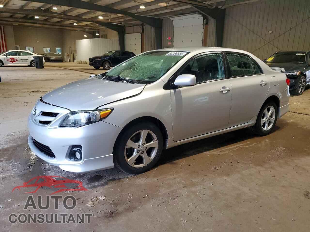 TOYOTA COROLLA 2012 - 2T1BU4EE9CC805076