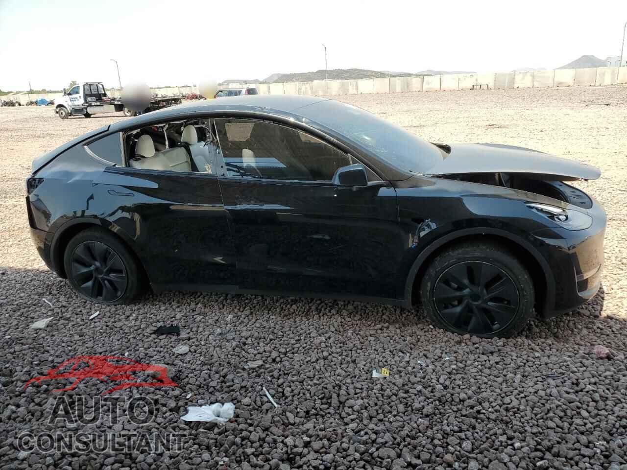 TESLA MODEL Y 2024 - 7SAYGDED7RF130845