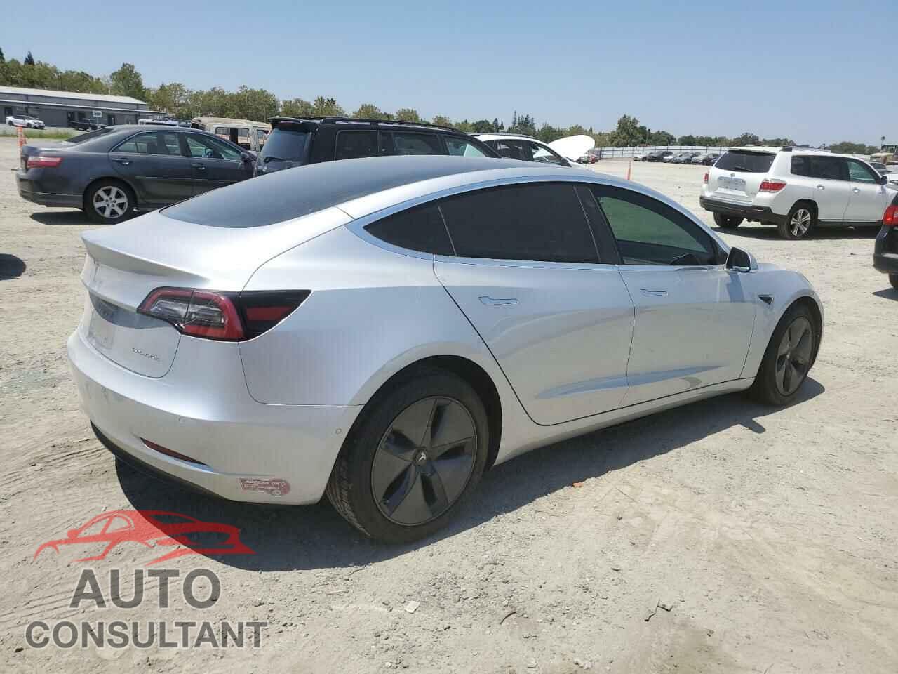 TESLA MODEL 3 2018 - 5YJ3E1EB9JF065303