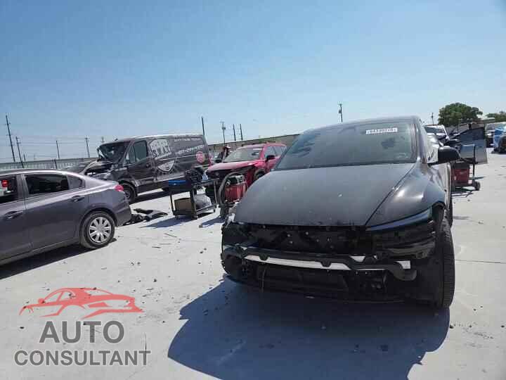 TESLA MODEL Y 2026 - 7SAYGDED3TA446036