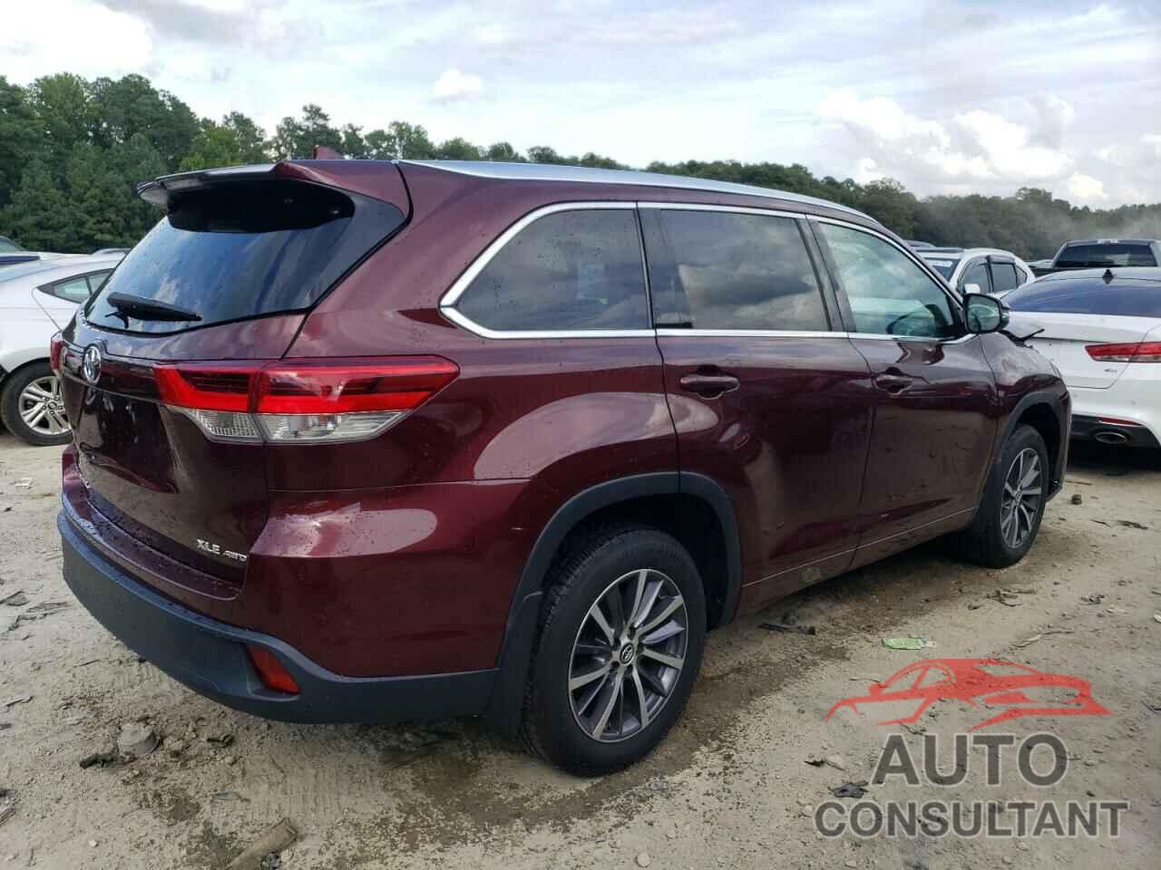 TOYOTA HIGHLANDER 2018 - 5TDJZRFH7JS489832