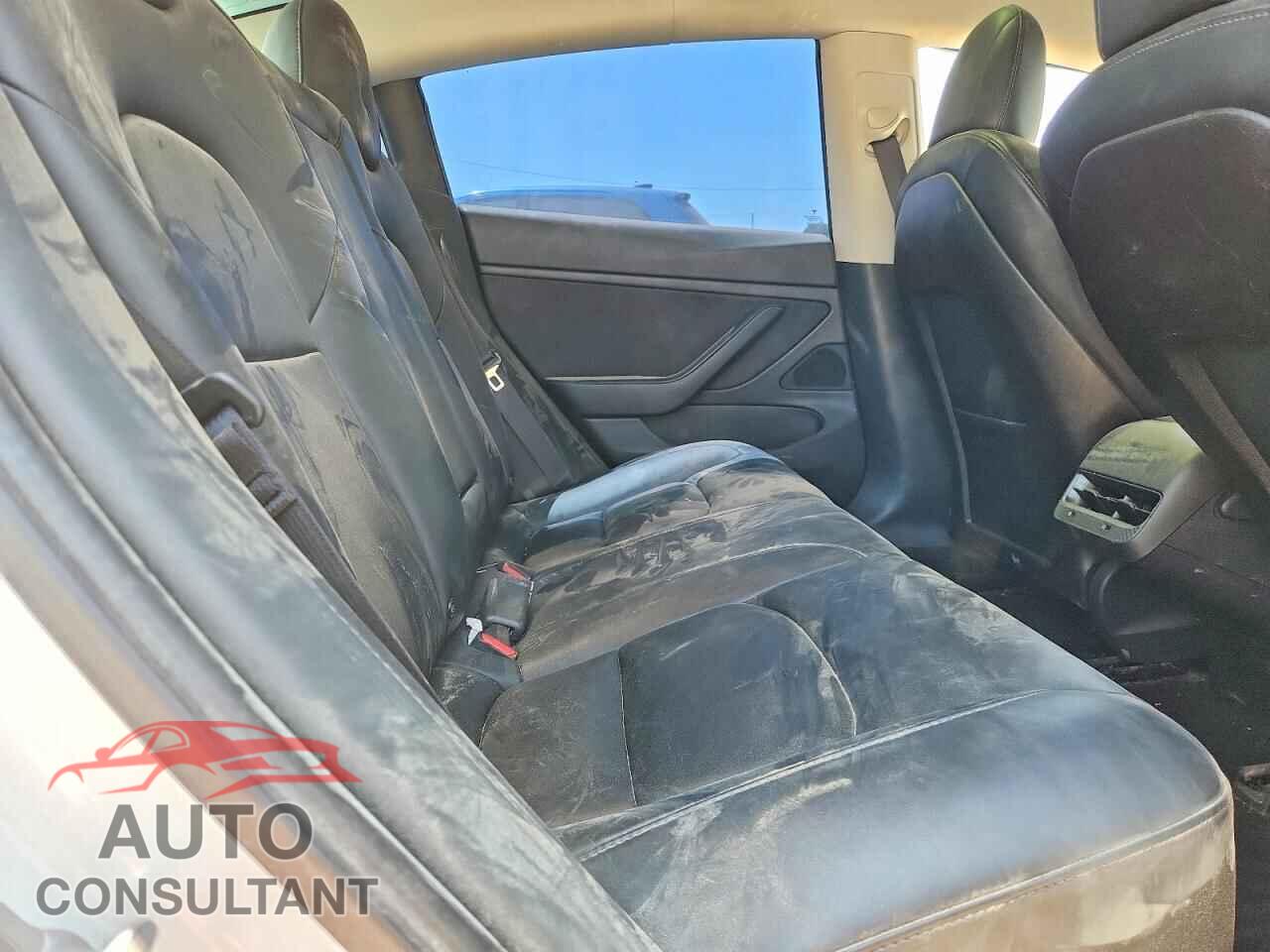 TESLA MODEL 3 2020 - 5YJ3E1EB7LF647760