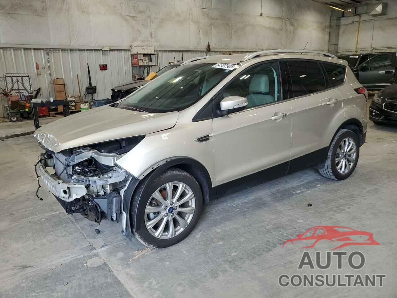 FORD ESCAPE 2017 - 1FMCU0JD1HUC32061