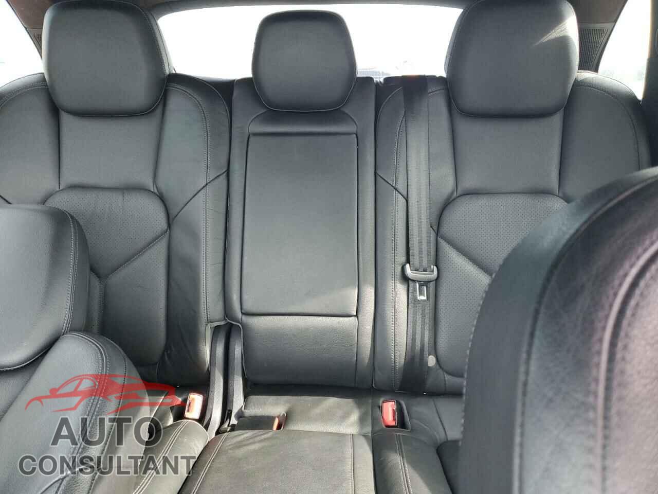 PORSCHE CAYENNE 2013 - WP1AA2A20DLA00497