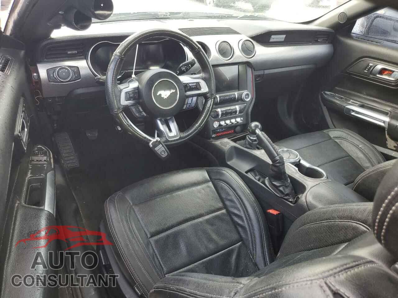 FORD MUSTANG 2018 - 1FA6P8CF3J5110801