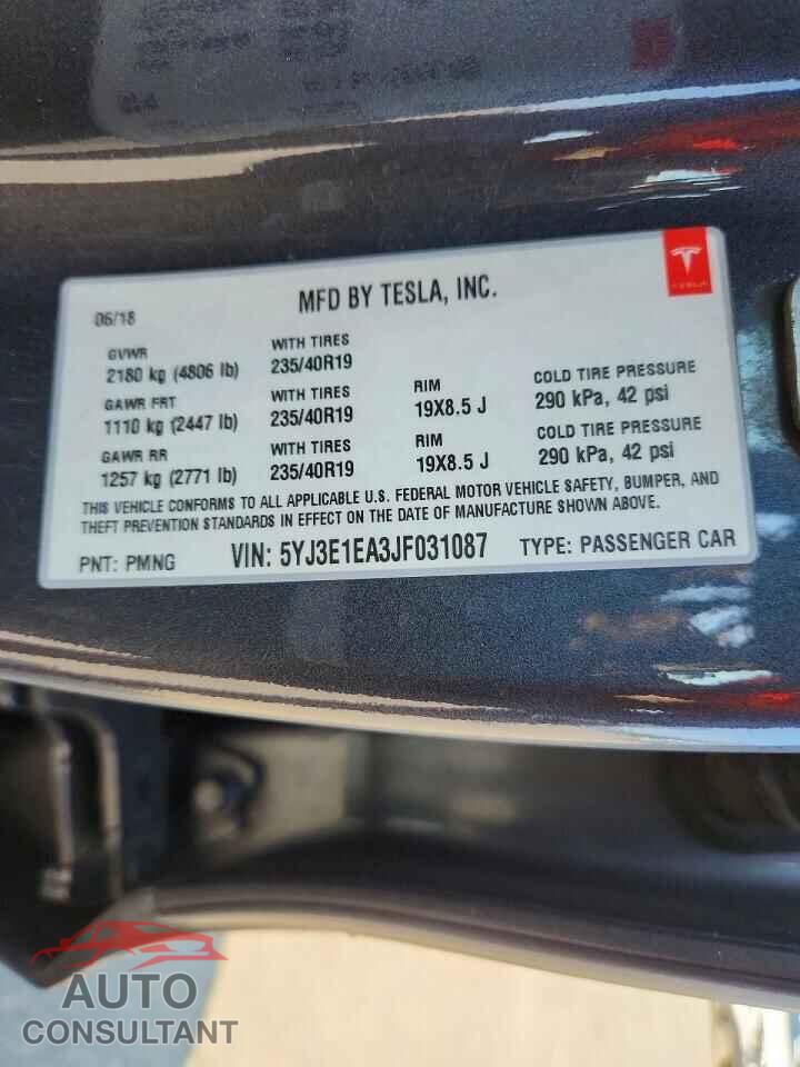 TESLA MODEL 3 2018 - 5YJ3E1EA3JF031087