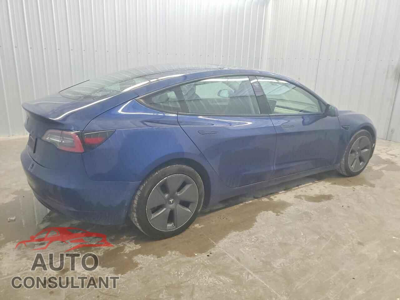 TESLA MODEL 3 2022 - 5YJ3E1EA3NF371538
