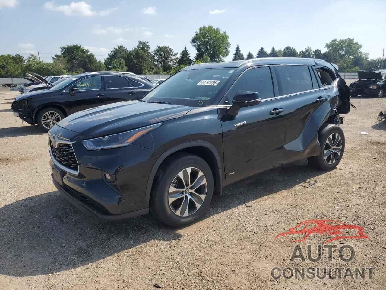 TOYOTA HIGHLANDER 2021 - 5TDGBRCH3MS536586