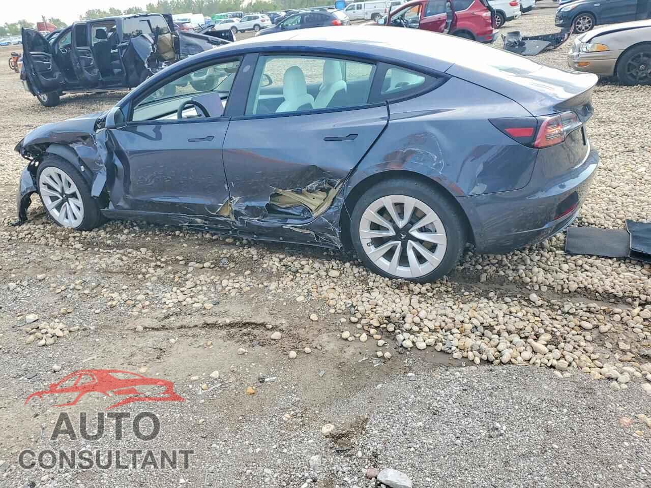 TESLA MODEL 3 2022 - 5YJ3E1EB8NF194235