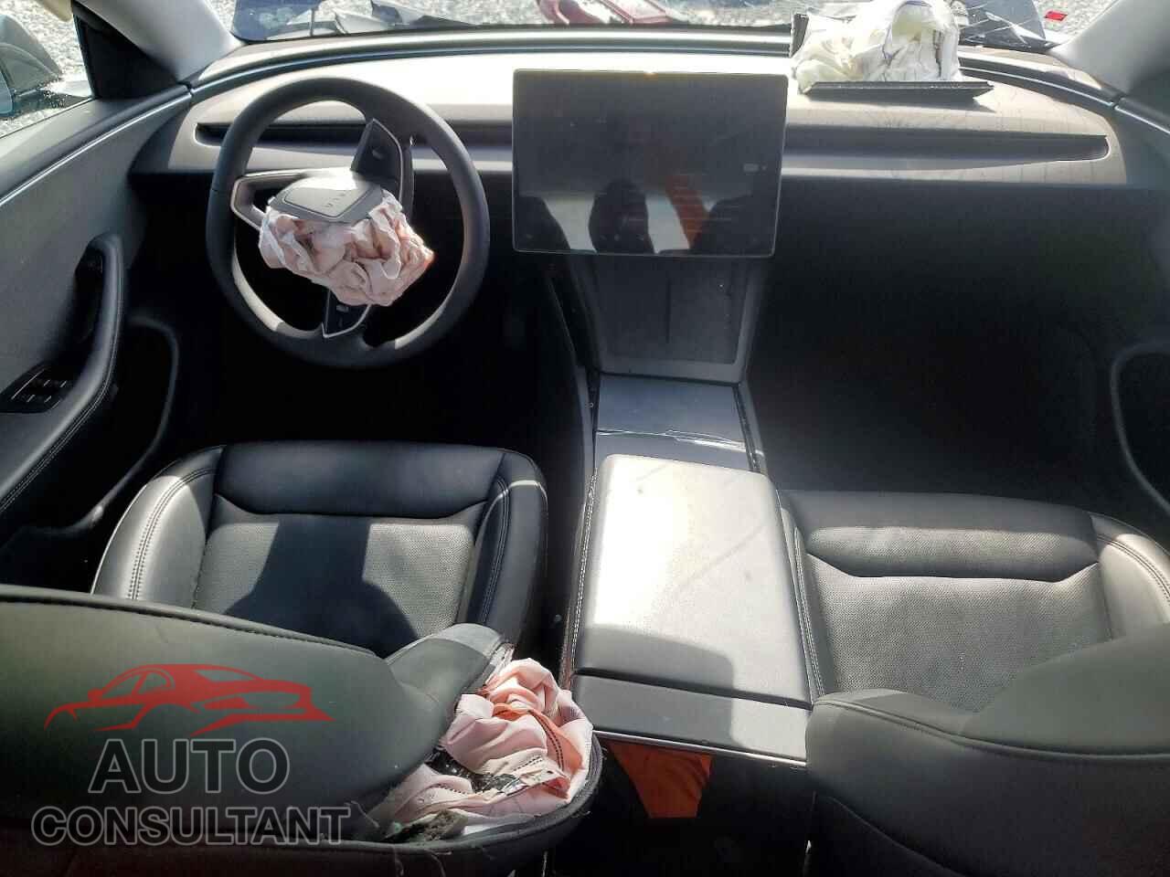 TESLA MODEL 3 2025 - 5YJ3E1EA4SF936018