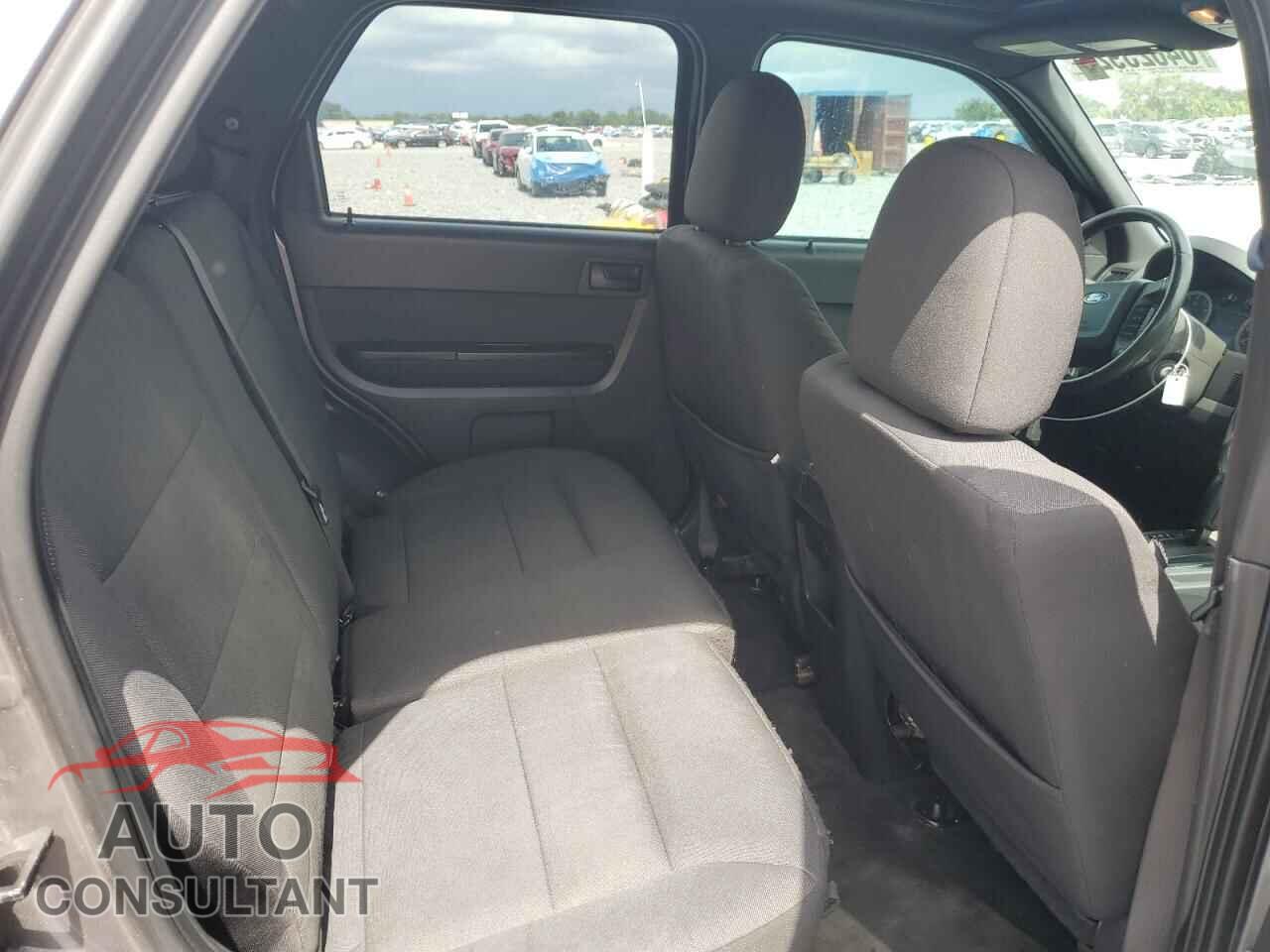 FORD ESCAPE 2012 - 1FMCU0D72CKB75217