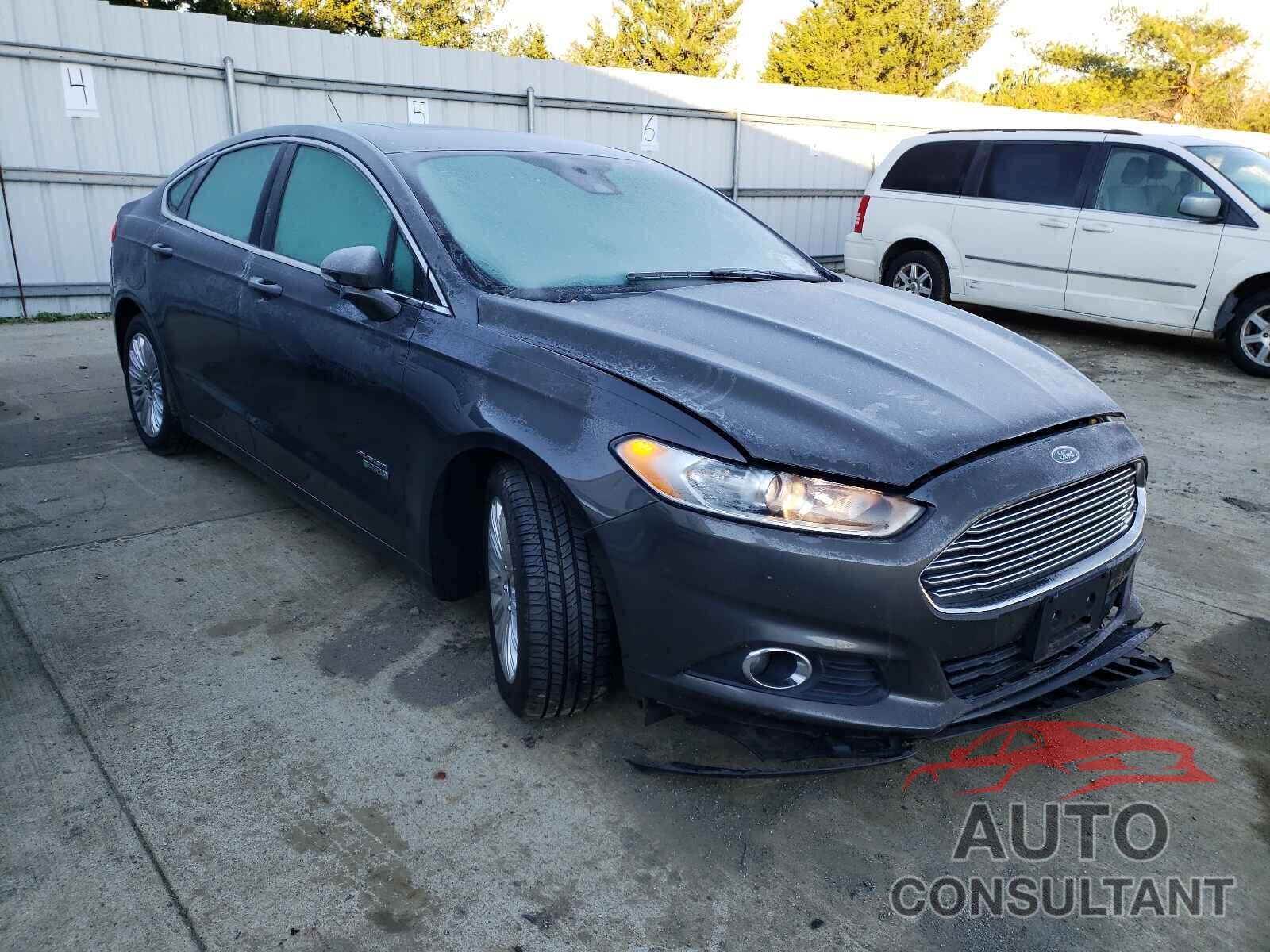 FORD FUSION 2016 - 3FA6P0PU5GR393685