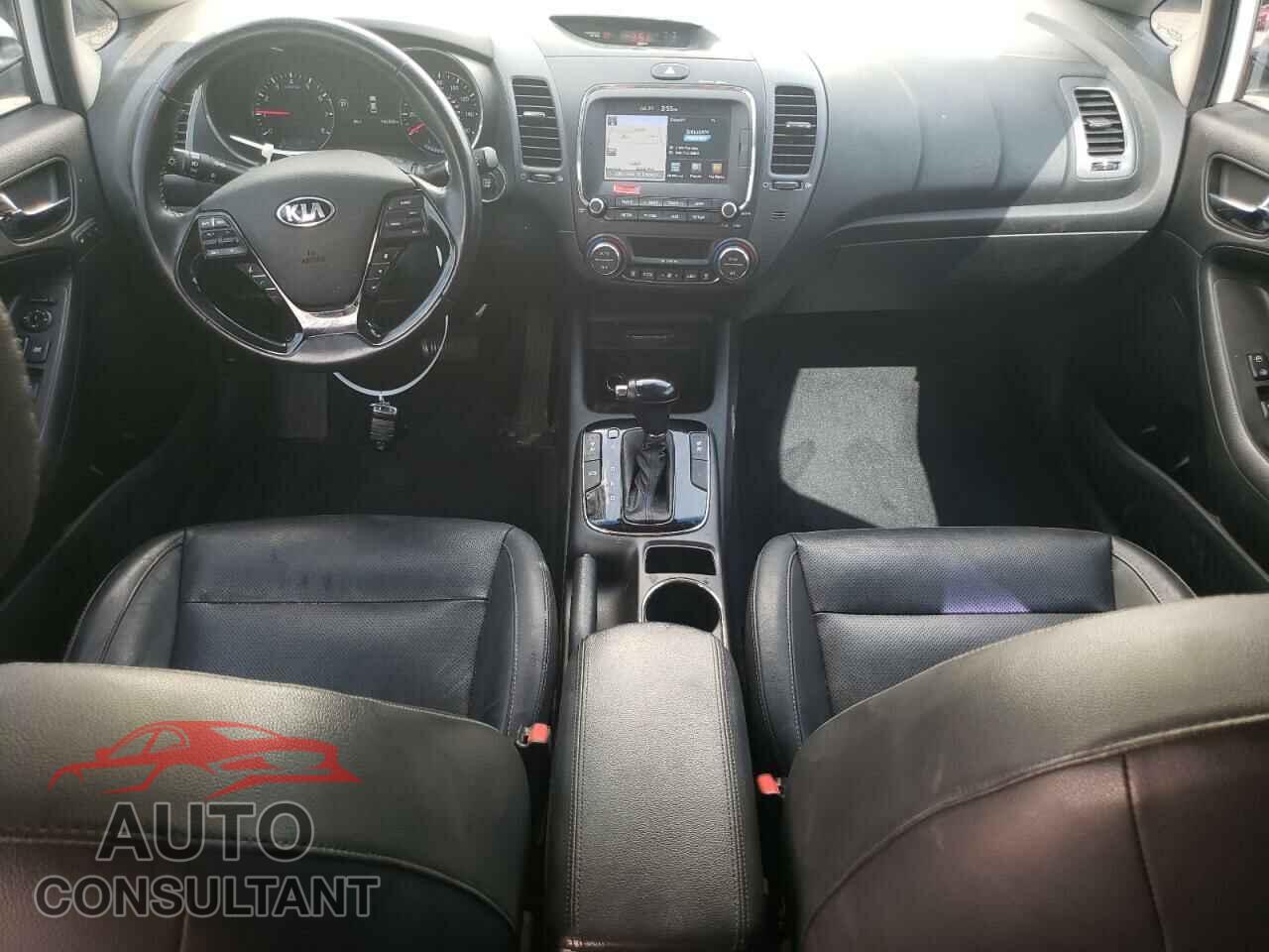 KIA FORTE 2017 - 3KPFN4A88HE052762
