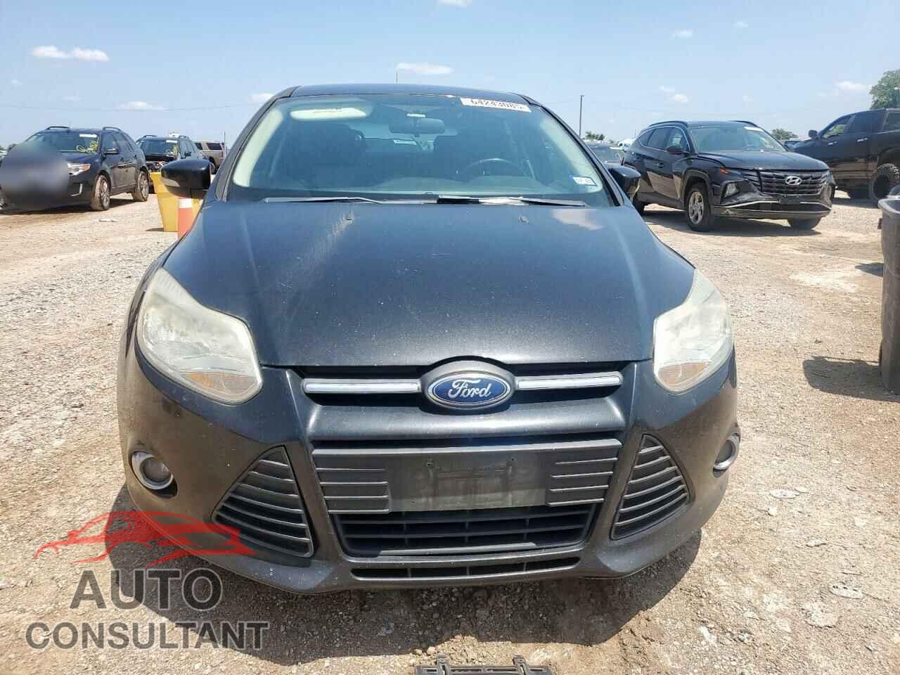 FORD FOCUS 2014 - 1FADP3K24EL123793