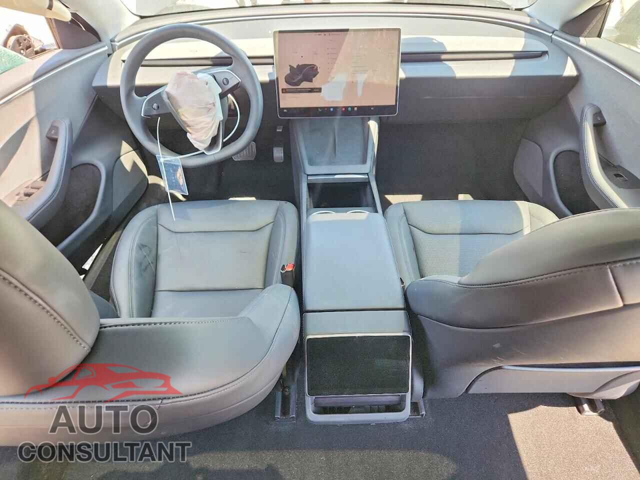 TESLA MODEL 3 2025 - 5YJ3E1EA6SF991604