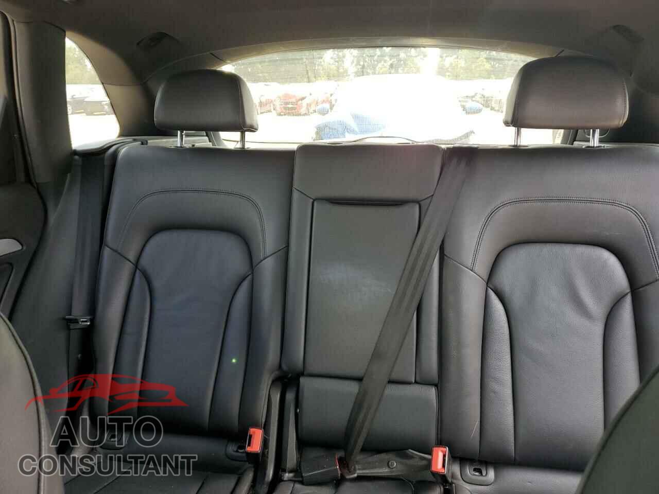 AUDI Q5 2017 - WA1M2AFP1HA048094