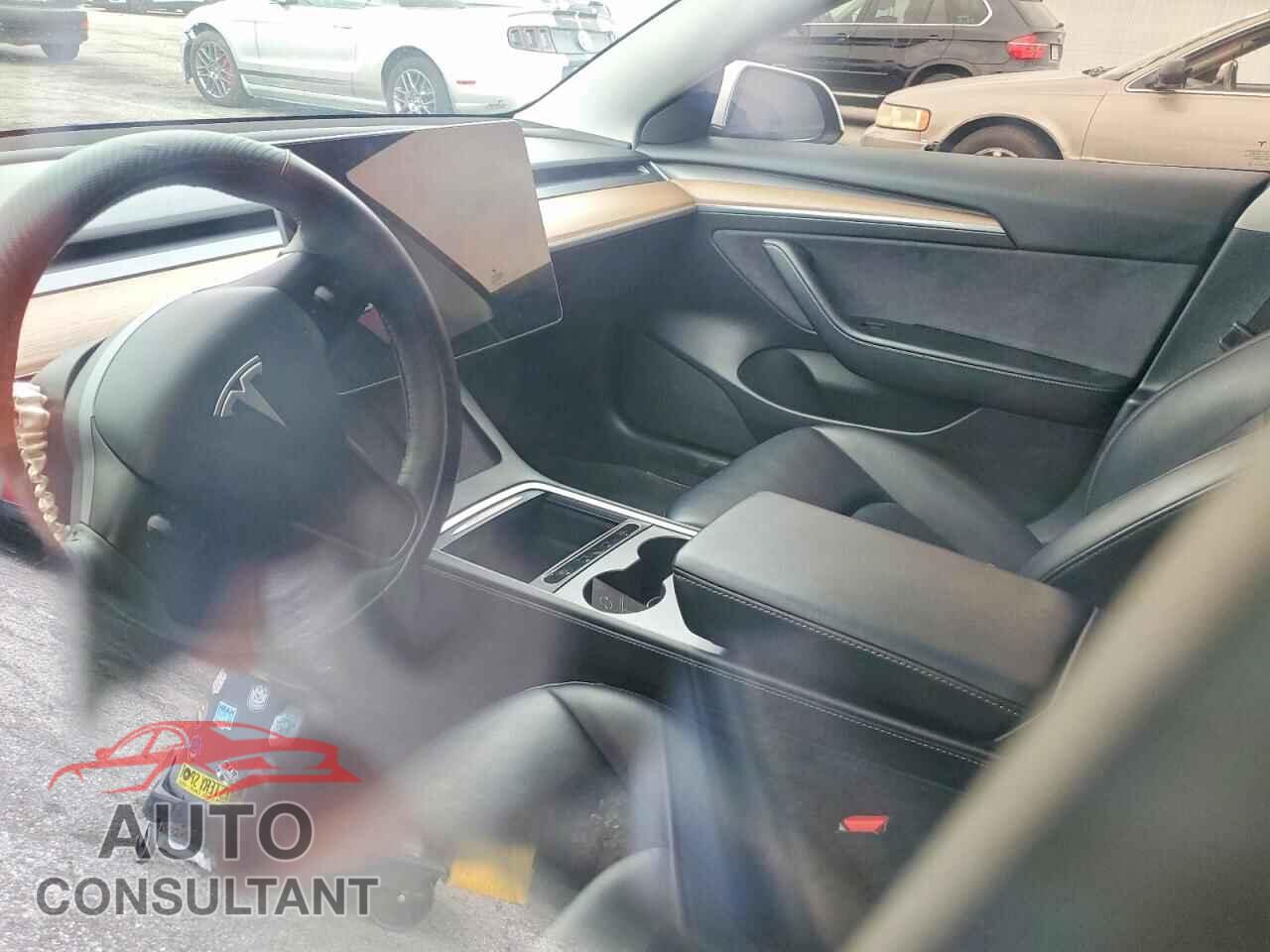 TESLA MODEL 3 2021 - 5YJ3E1EA2MF002782