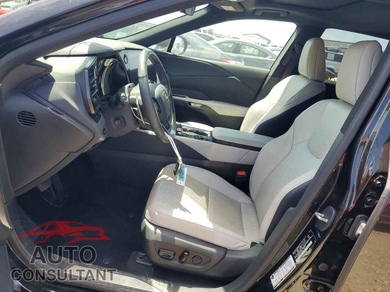 LEXUS UNKNOWN 2023 - 2T2BBMCA9PC006390