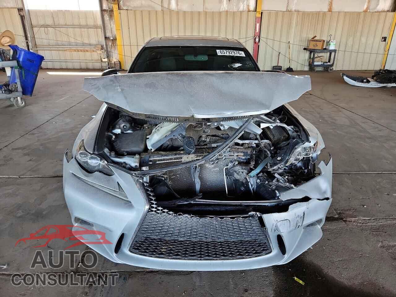 LEXUS IS 2015 - JTHBF1D28F5057355