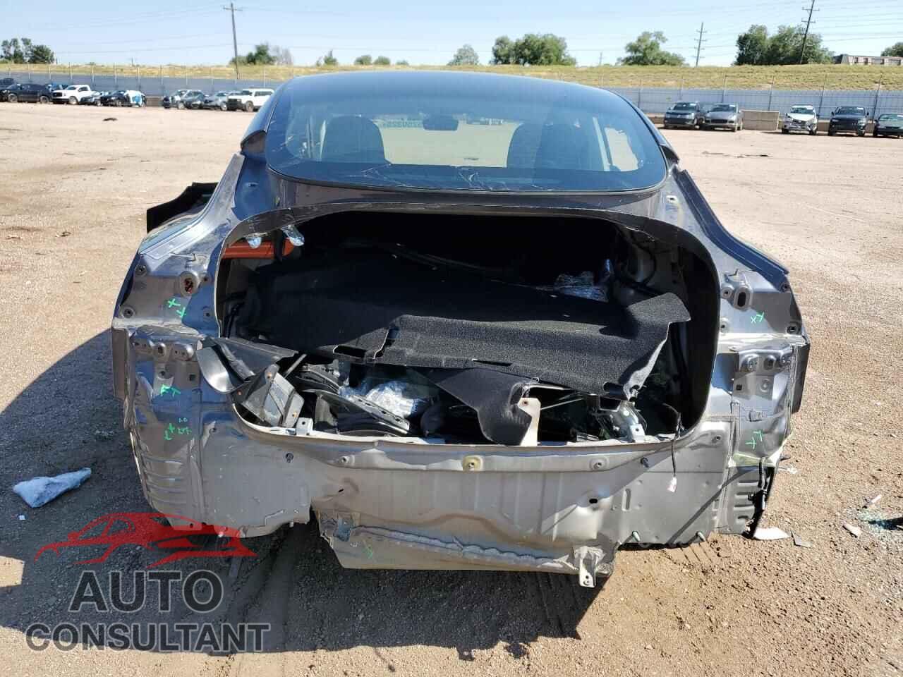 TESLA MODEL 3 2021 - 5YJ3E1EB4MF002016