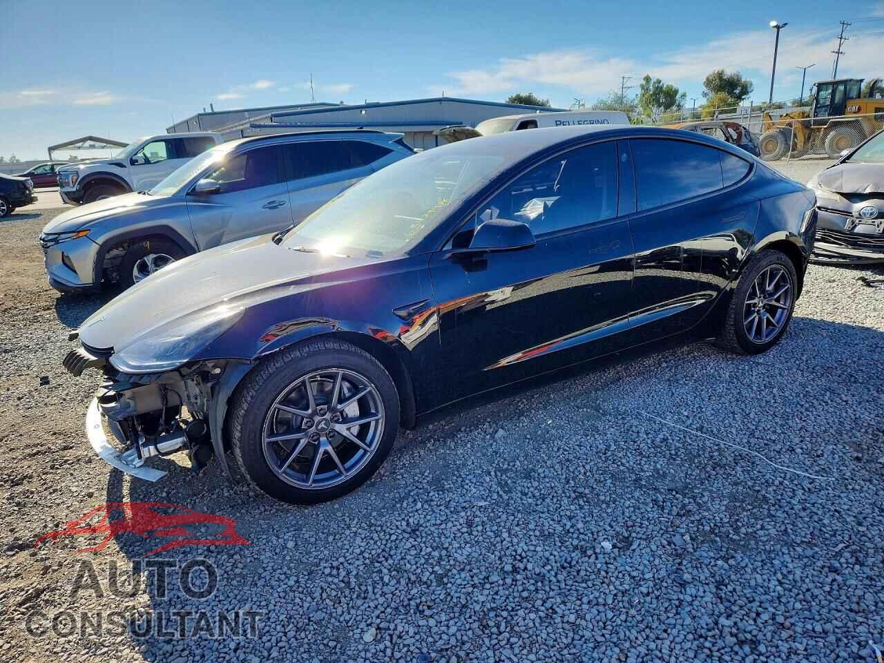 TESLA MODEL 3 2022 - 5YJ3E1EB9NF313684