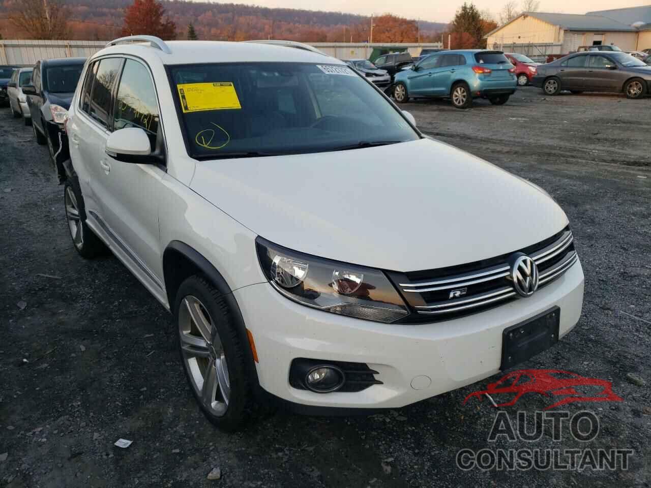 VOLKSWAGEN TIGUAN 2016 - WVGBV7AX7GW094587