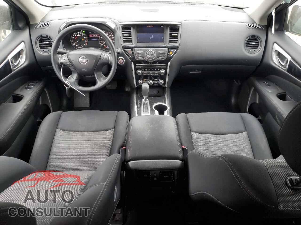 NISSAN PATHFINDER 2017 - 5N1DR2MN2HC658725