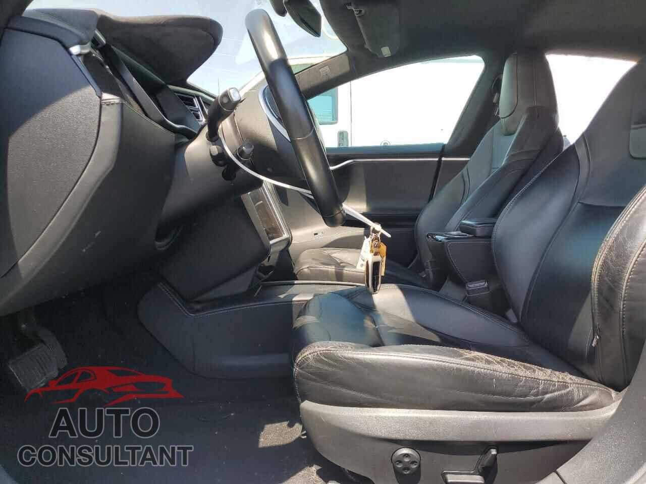TESLA MODEL S 2016 - 5YJSA1E17GF136246