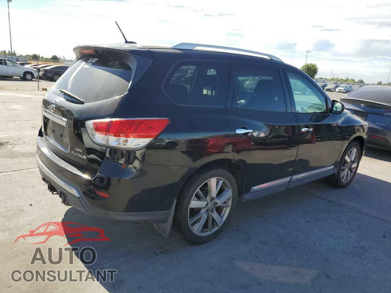 NISSAN PATHFINDER 2013 - 5N1AR2MM4DC659797
