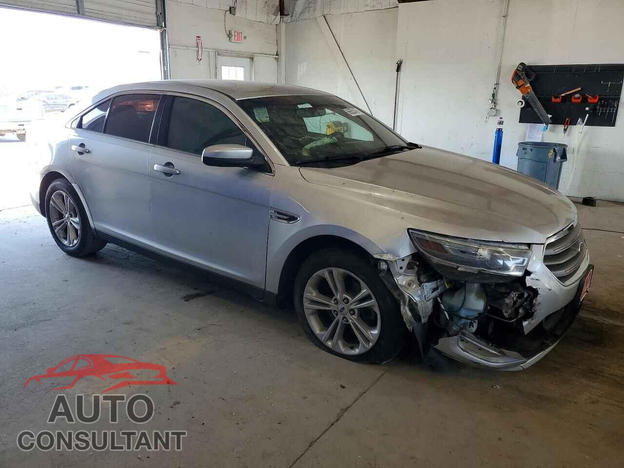 FORD TAURUS 2013 - 1FAHP2E89DG208003