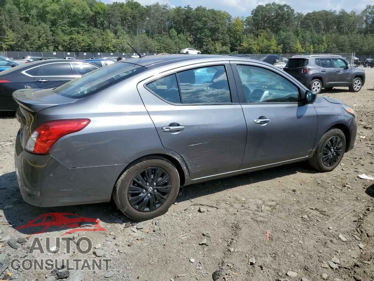NISSAN VERSA 2019 - 3N1CN7AP3KL843282