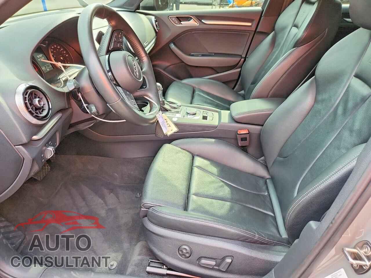 AUDI A3 2020 - WAUAUGFF0LA005451