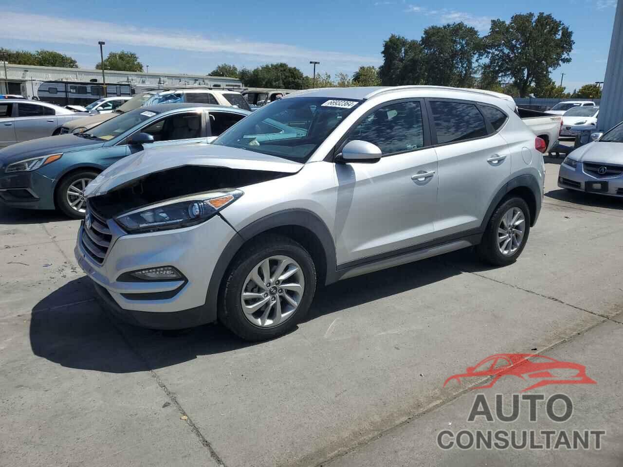 HYUNDAI TUCSON 2017 - KM8J33A45HU329419