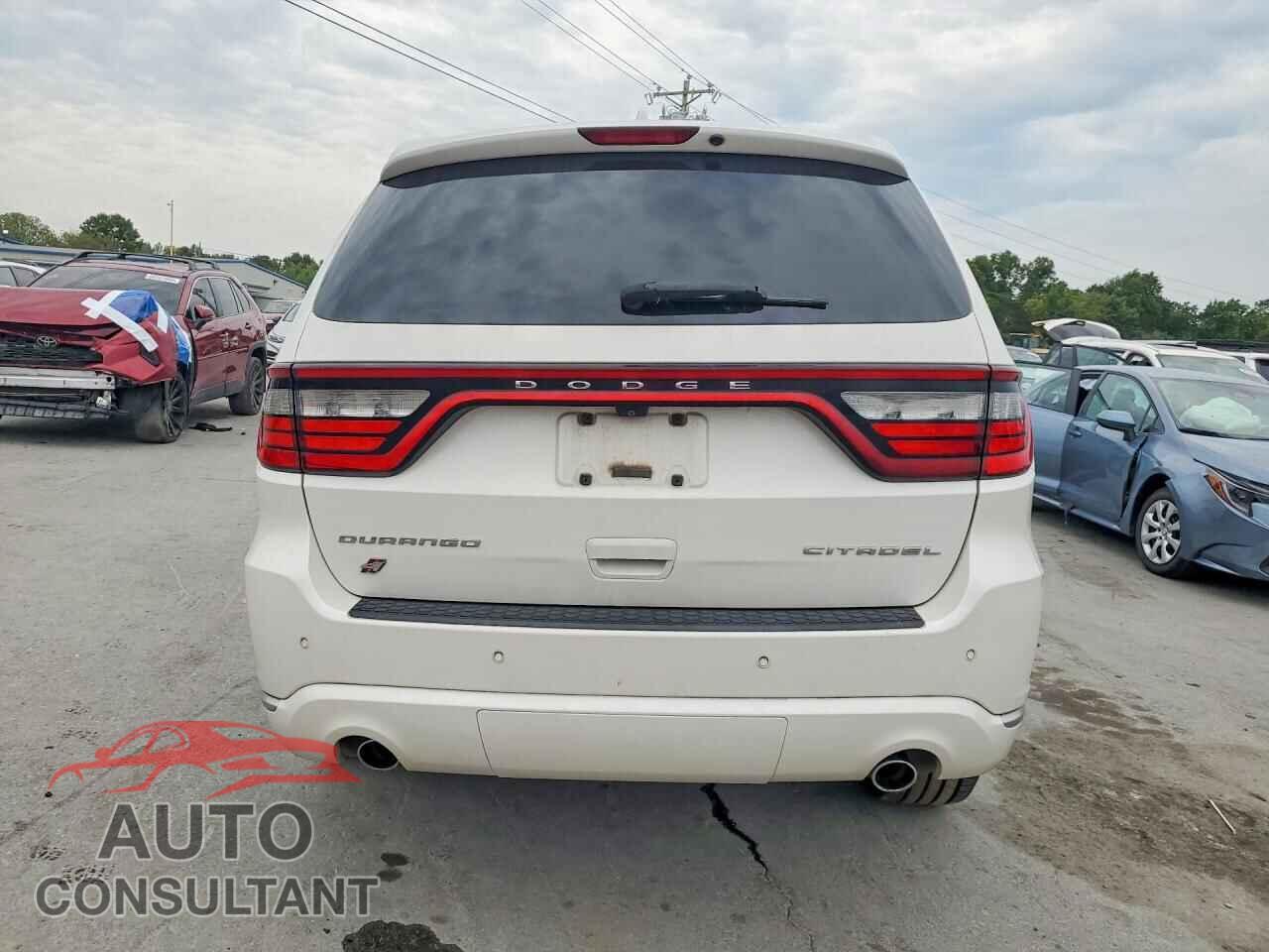 DODGE DURANGO 2018 - 1C4SDJET8JC134213