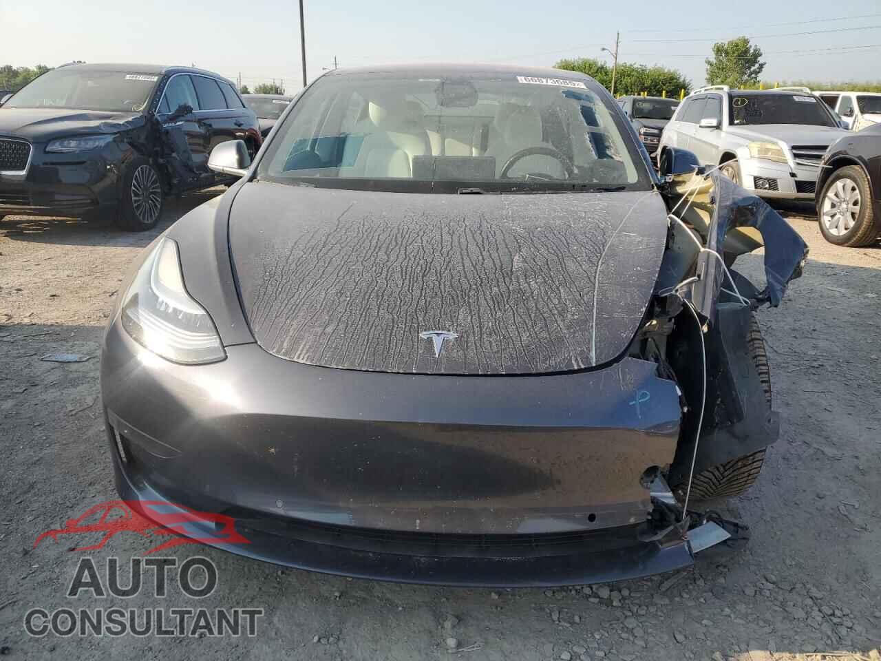 TESLA MODEL 3 2018 - 5YJ3E1EB6JF171143