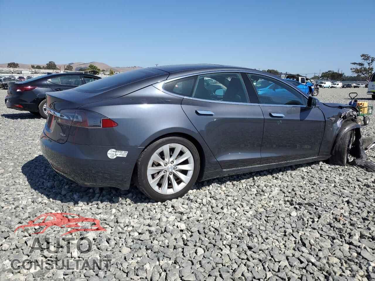 TESLA MODEL S 2016 - 5YJSA1E28GF157163