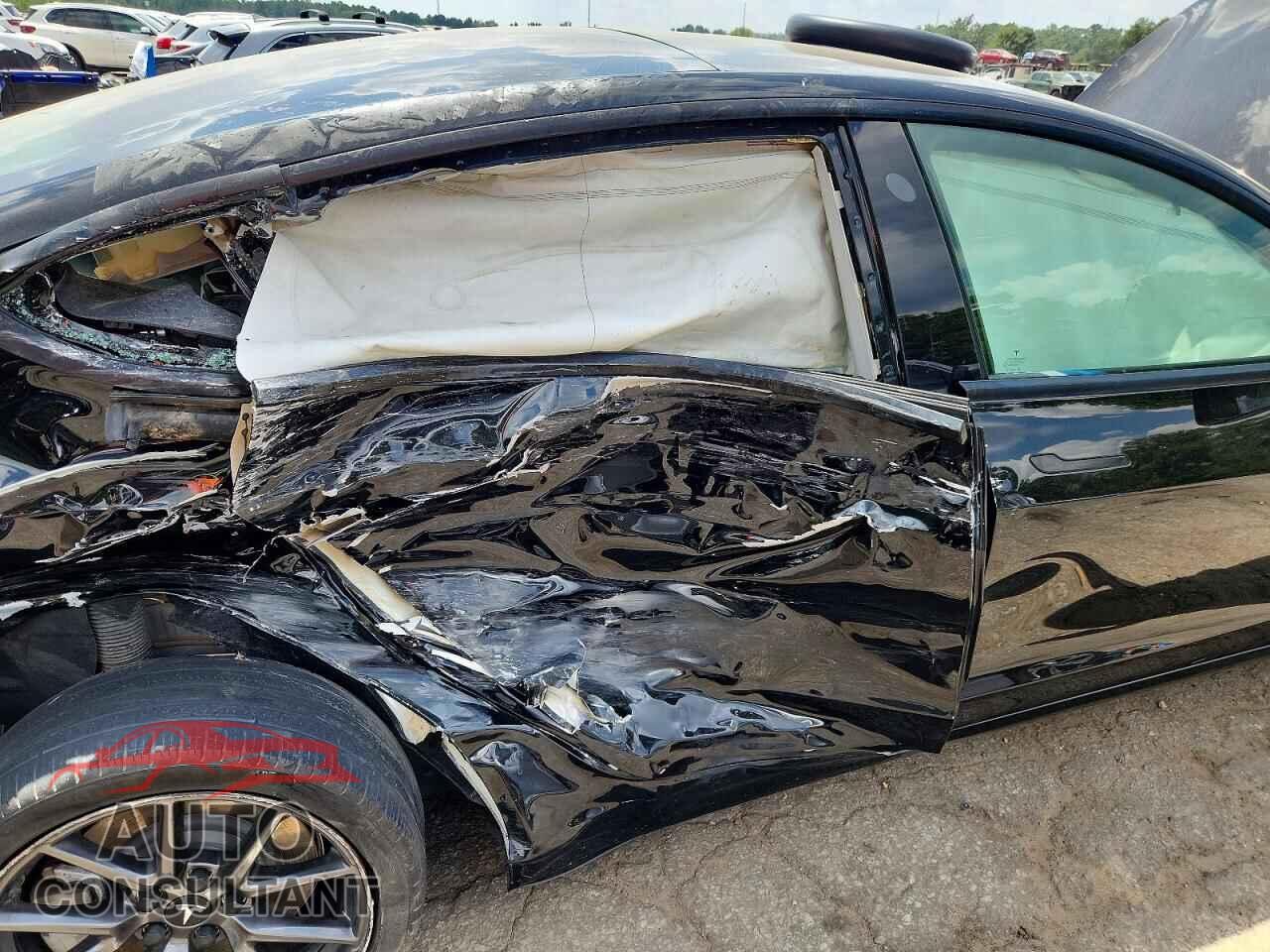 TESLA MODEL 3 2021 - 5YJ3E1EB4MF961013